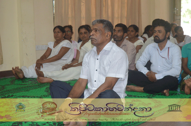 "ත්‍රිපිටකාභිවන්දනා" - ප්‍රාදේශීය මහලේකම් කාර්යාලයේ පැවැත්වූ ධර්ම දේශණා වැඩසටහන  [ 2019.03.22]
